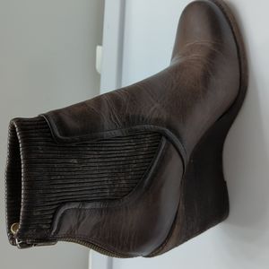 Frye Ankle Boots, size 10, dk. Brown